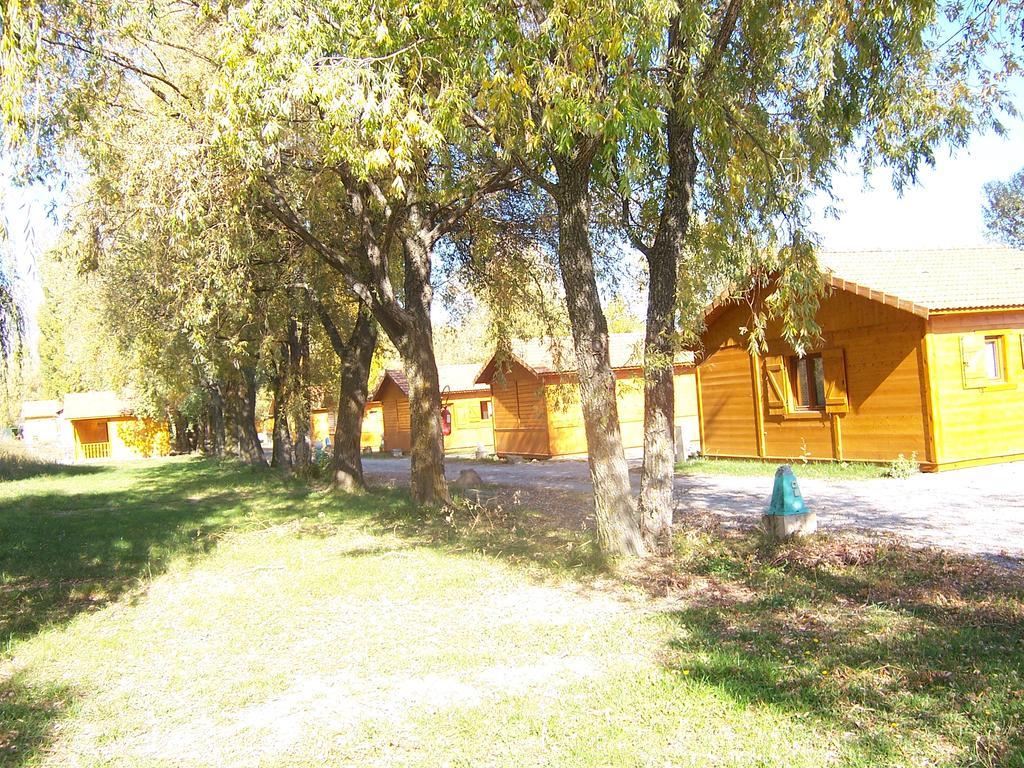 Camping La Motte Flottante La Freissinouse 외부 사진