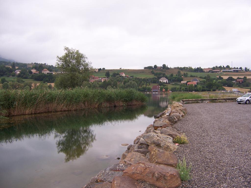 Camping La Motte Flottante La Freissinouse 외부 사진